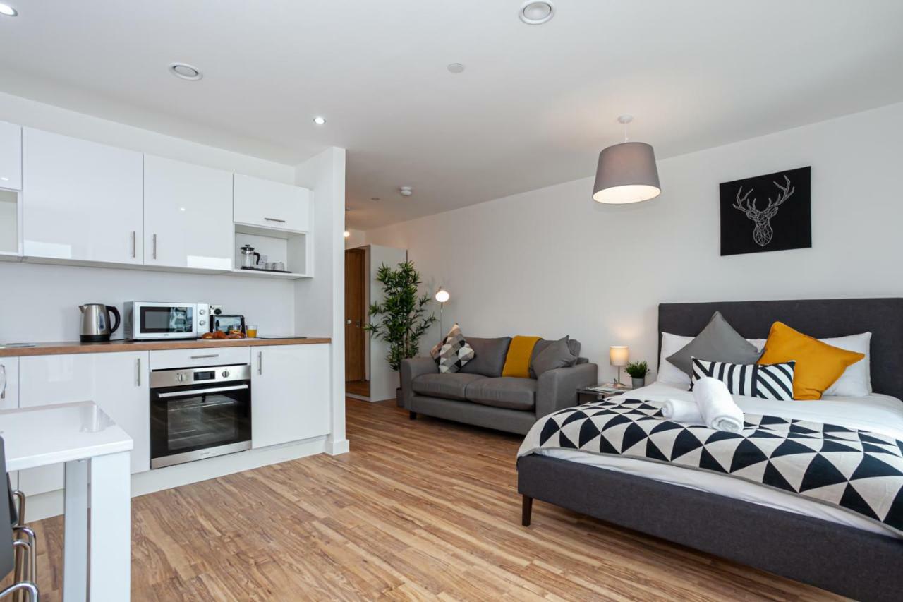 X1 Apartments Salford Quays 외부 사진