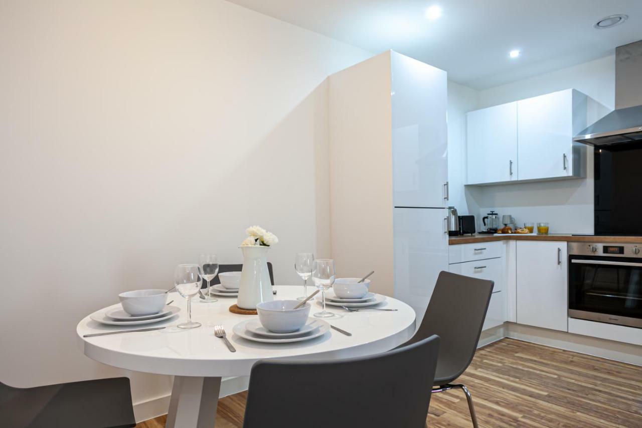 X1 Apartments Salford Quays 외부 사진