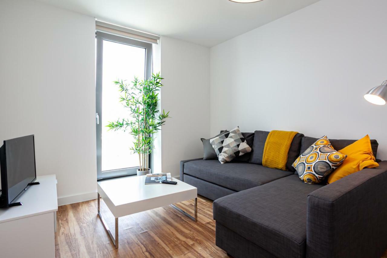 X1 Apartments Salford Quays 외부 사진