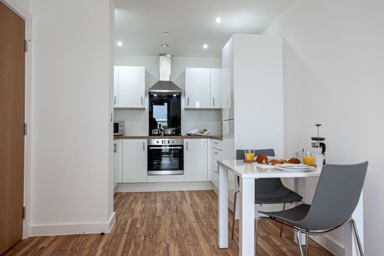 X1 Apartments Salford Quays 외부 사진